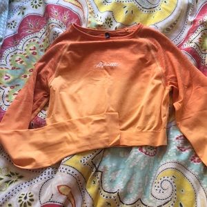 *LAST CHANCE* Alphalete crop top